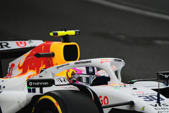 BAKU, AZERBAIJAN - SEPTEMBER 20, 2025: Racing Bulls driver Liam Lawson navigates the Baku City Circuit in his VCARB 01