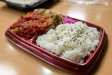 とても美味しい日本の一般的な昼ごはん