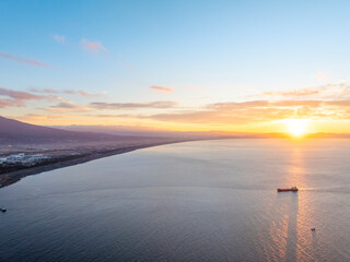 早朝の田子の浦港（静岡県富士市）