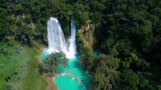 Enjoying minas viejas waterfall at huasteca potosina in san luis potosi, mexico