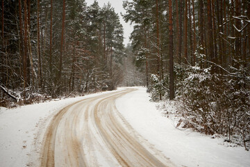 droga asfaltowa,zima 