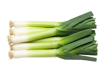A fresh bunch of vibrant leeks with deep green stalks and crisp white ends, meticulously cleaned and arranged horizontally against a transparent background with copy space, concept of healthy culinary