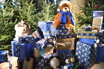 D&eacute;corations et&nbsp;cadeaux&nbsp;de No&euml;l 	