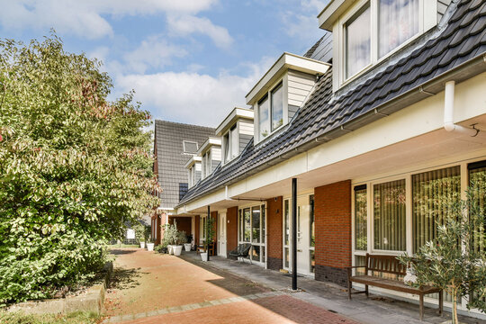 Modern Residential Architecture with Garden