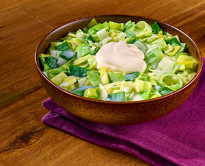  Rahmporree mit saurer Sahne, Porree