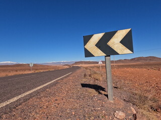 Black and White Direction Traffic Sign