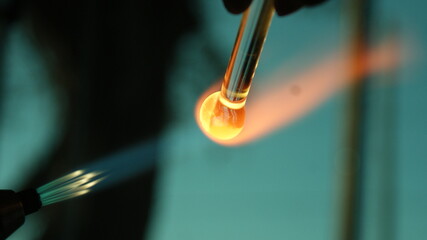 Macro Glass Blowing shot with Didymium lenses © Alyssa