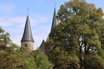 Blick auf Kloster M&ouml;llenbeck bei Rinteln im Weserbergland