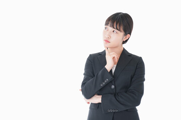 悩むビジネスウーマン