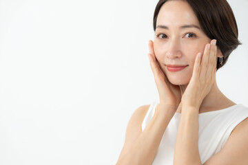 女性　スキンケア