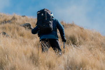 Hiker carrying a backpack on la malinche volcano
