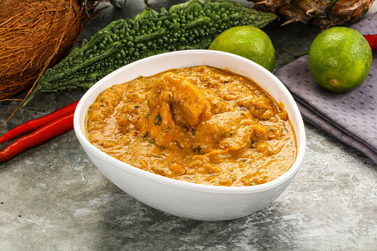 Indian cuisne - Chicken massala with sauce