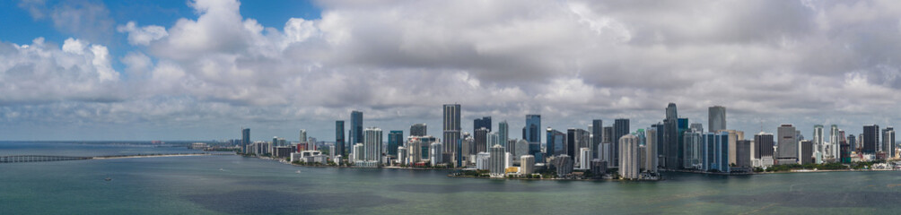 Obraz premium Panoramic view of Miami skyline. Panoramic cityscape of Brickell Miami. Skyscrapers of Brickell. Panoramic view of the Miami financial district. Panoramic aerial of Brickell in Miami Beach.