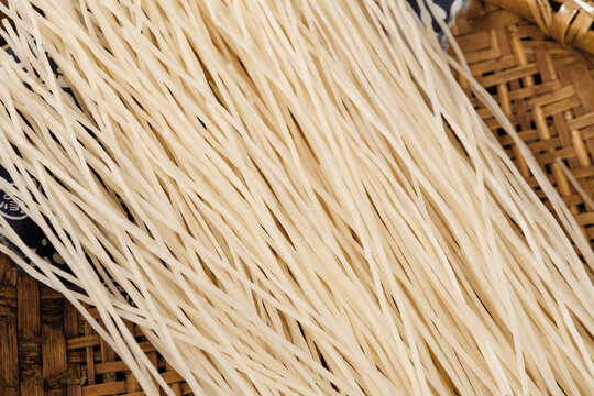 Handmade Dried Plant Fibers and Woven Bamboo Crafts