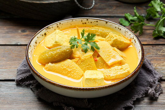 Masak Lemak Rebung with tofu and bilimbi is a traditional Malay coconut milk dish combining bamboo shoots tauhu and belimbing buluh creating a creamy mildly sour and comforting home cooked meal.
