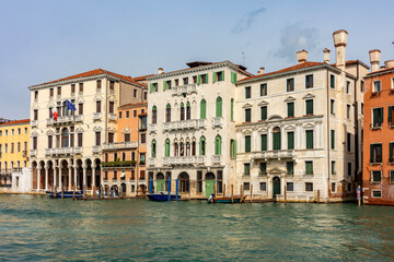 Naklejka premium Architecture of Cannagerio sestiere facing Grand canal, Venice, Italy