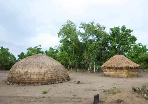 Benin, West Africa, Gossoue, traditional peul houses made of dried leaves