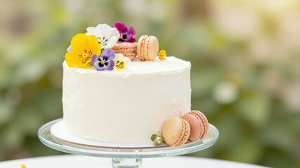 Mother's Day Cake With Macarons
