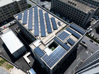 solar power on rooftop of factoy building