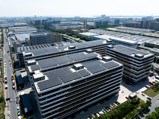 solar power on rooftop of factoy building