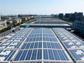 solar power on rooftop of factoy building