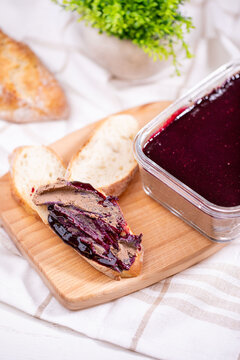 liver pate with currant jam