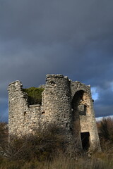 LE VIEUX REDORTIERS (Provence)