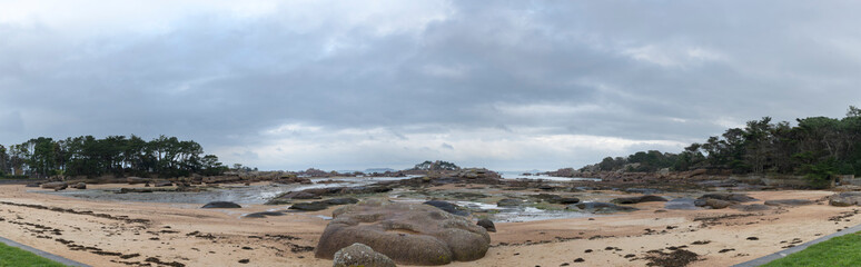 Joli paysage de mer à Trégastel en Bretagne