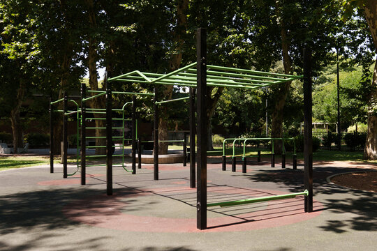 Calisthenics outdoor park equipment for fitness training