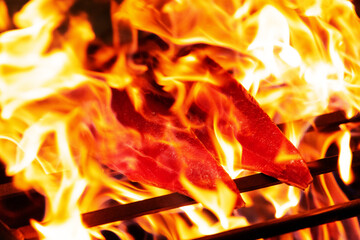 土佐の藁焼き鰹のタタキ