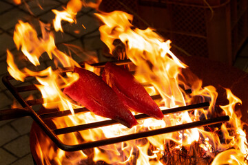 高知の豪快藁焼き鰹のタタキ