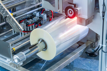 Laminating and rewinding kind of protective film machine with clamping rollers automatic edge banding