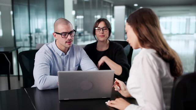 Managing Finances With Expert Guidance: Meeting With Accountant
