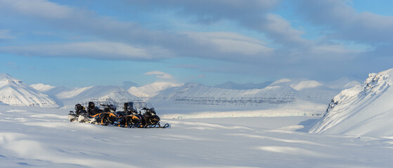 Svalbard, Snowmobile tour in Spitsbergen
