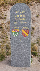 Grenzstein am Pass Col de la Schlucht