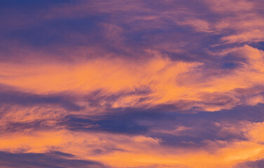 Fototapeta premium Sunset. Spectacular orange cloud pattern at sunset 