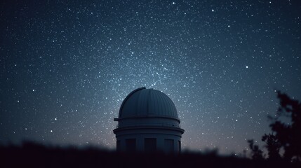 Obraz premium Observatory dome under starry night sky. Astronomical telescope building silhouette with Milky Way and stars, outdoor astrophotography scene.