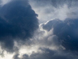 Obraz premium Dunkler Wolkenhimmel