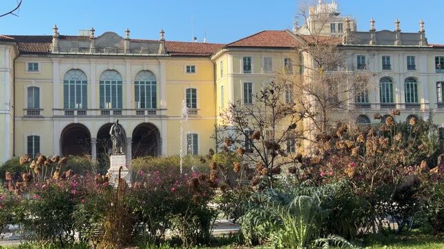 Indro Montanelli Public Gardens in Milan, historic urban park with trees and pathways