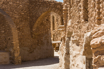 stare magazyny w Tunezji © witan