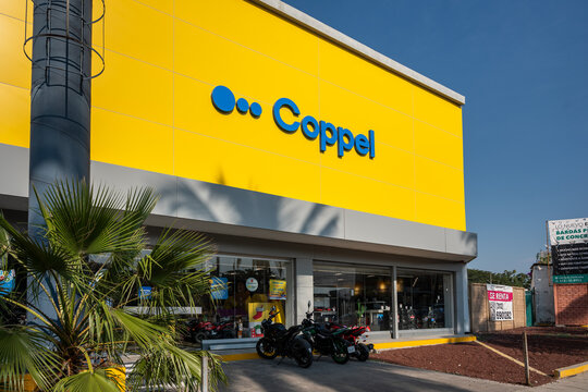 Coppel store, Coppel department store facade and signage, BanCoppel, Afore Coppel, Agust&iacute;n Coppel Luken, Enrique Tamayo, Guadalajara, Jalisco, M&eacute;xico, January, 14, 2026. 