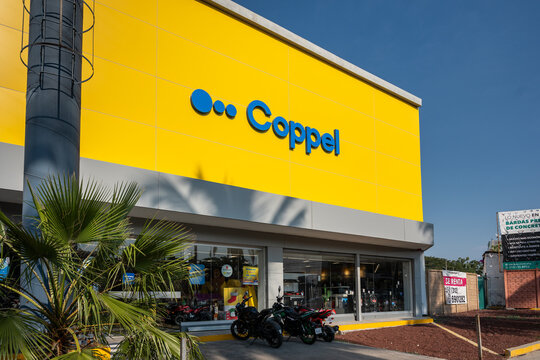 Coppel store, Coppel department store facade and signage, BanCoppel, Afore Coppel, Agust&iacute;n Coppel Luken, Enrique Tamayo, Guadalajara, Jalisco, M&eacute;xico, January, 14, 2026. 