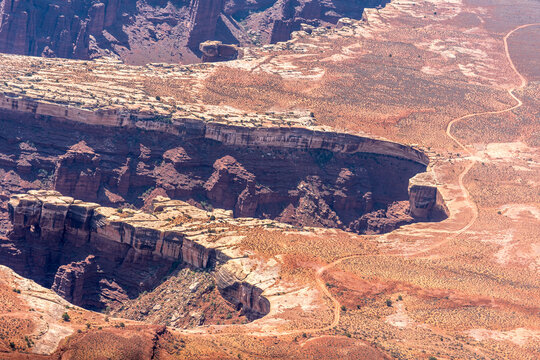 canyons by the raod