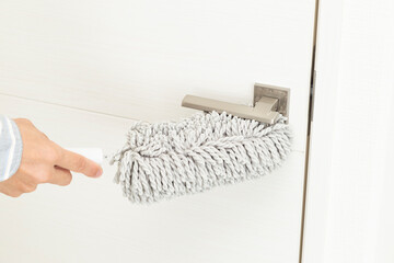 ドアノブの掃除