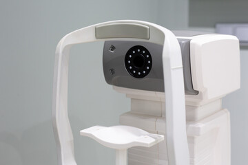 Myopia, hyperopia, astigmatism test device. Standard auto refraction and keratometer that provides...