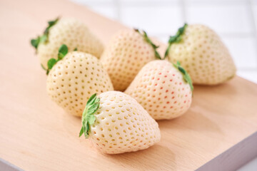 白いちご「ミルキーベリー」