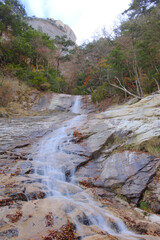 宮崎県延岡市北方町、鉾岳二段滝と鉾岳雌岳