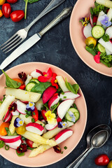 Green Salad with Edible Flowers