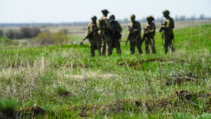 Obraz premium Modern Russian soldiers during training at the training ground