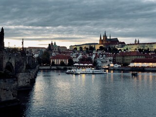 Obraz premium charles bridge in prague